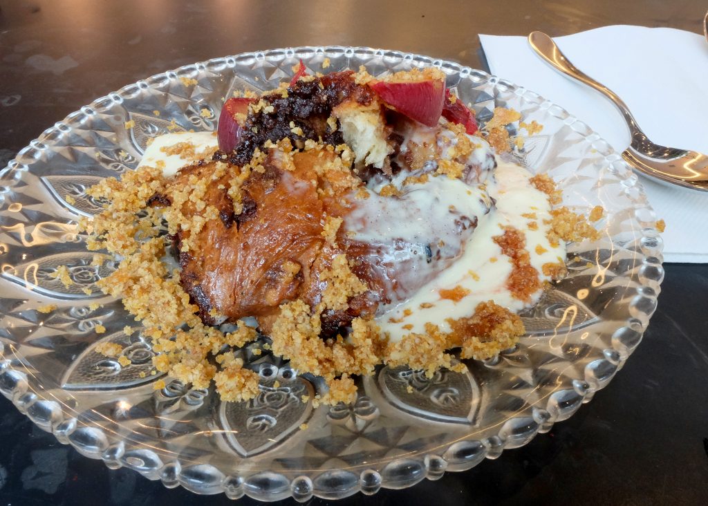 Pastabites dines at Bala Baya