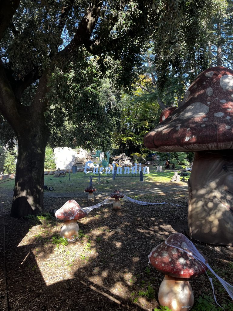 Edenlandia sign in Napoli for kids