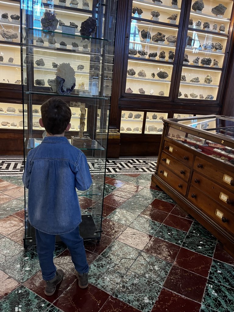 A child in Napoli University museum